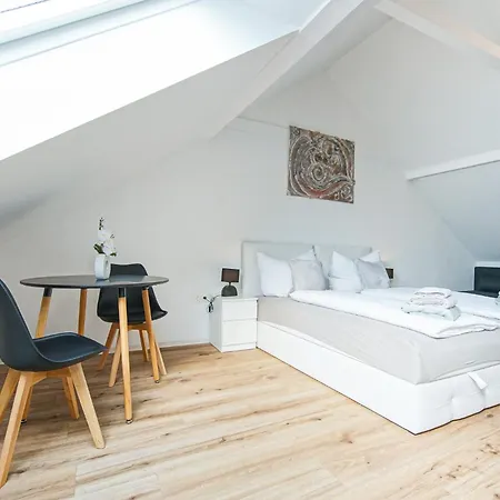 Auszeit Steiraland 2 Mit Privaten Terrasse Und Garten Und Parkplatz Leoben (Styria)