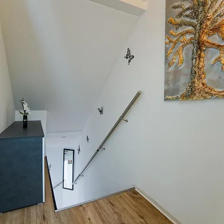 Auszeit Steiraland 2 Mit Privaten Terrasse Und Garten Und Parkplatz Apartment Leoben (Styria)