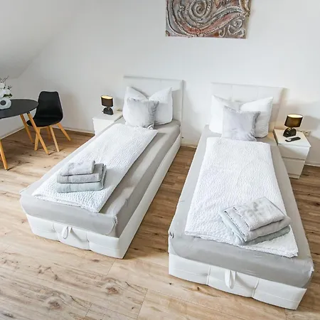 Auszeit Steiraland 2 Mit Privaten Terrasse Und Garten Und Parkplatz Apartment