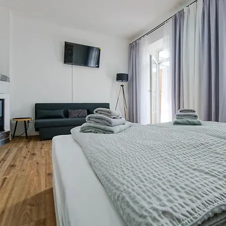Auszeit Steiraland 2 Mit Privaten Terrasse Und Garten Und Parkplatz * Leoben (Styria)